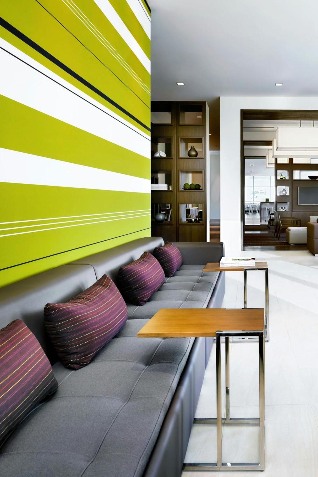 Element Vancouver Metrotown Hotel